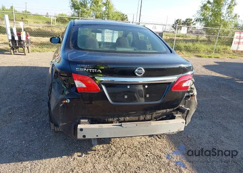 2015 Nissan Sentra S z USA, uszkodzony, nr VIN 3N1AB7AP1FY302367